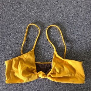 Acacia Pauwela Top in Lemon Ribbed